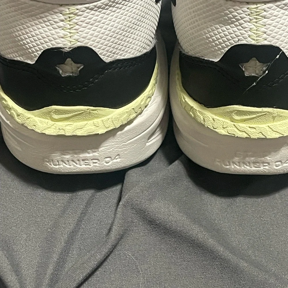 Nike White and Black Running Shoes star runner